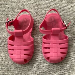 Shooshoos Sandals Toddler Size 6 Watermelon Pink Beach Comfortable Easter Spring